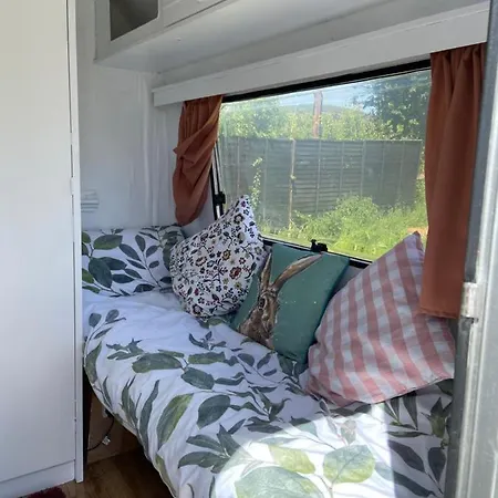 Cosy Caravan At Carrigeen Glamping